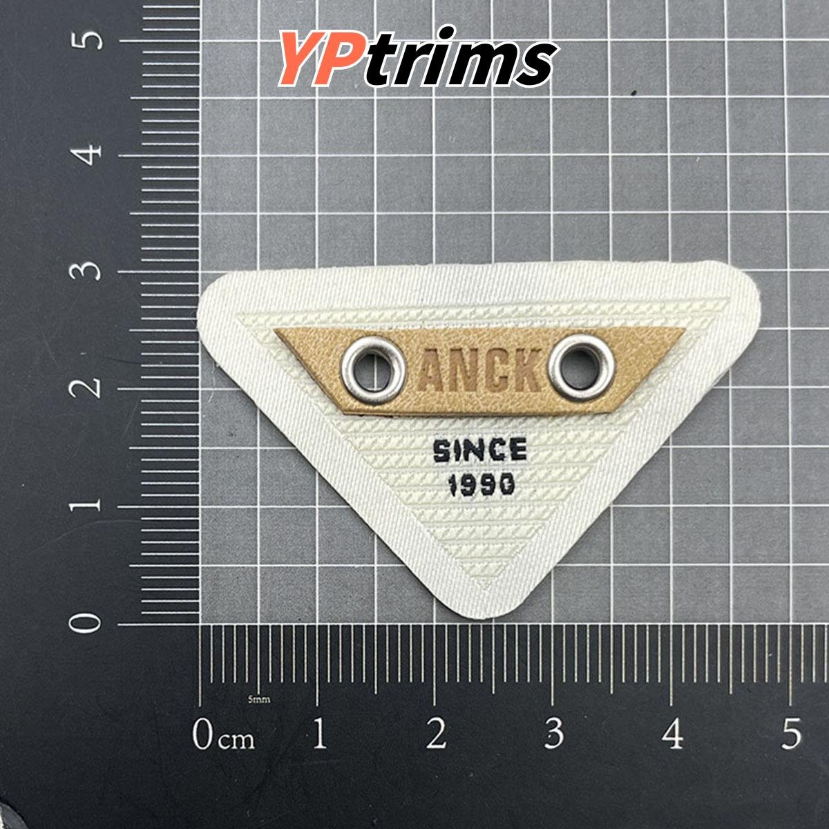 custom woven damask drop-plastic pvc patch round embroidered logo for kids streetwear backpacks wholesaler