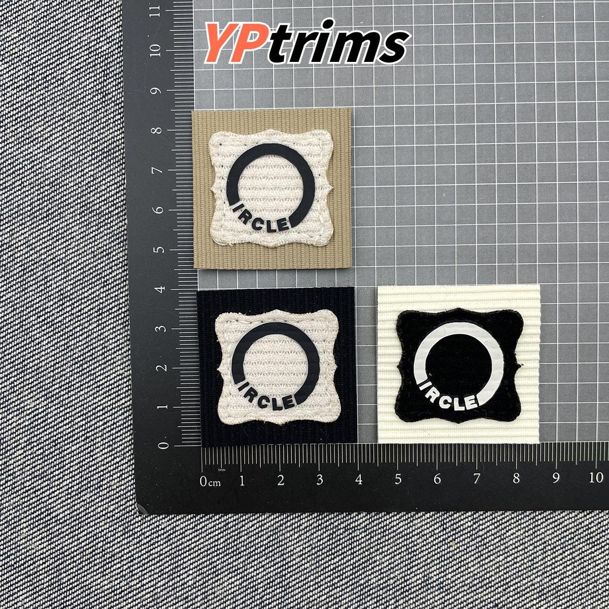 custom square double-layer vertical stripe fabric small label for trendy pet clothing and men's luggage