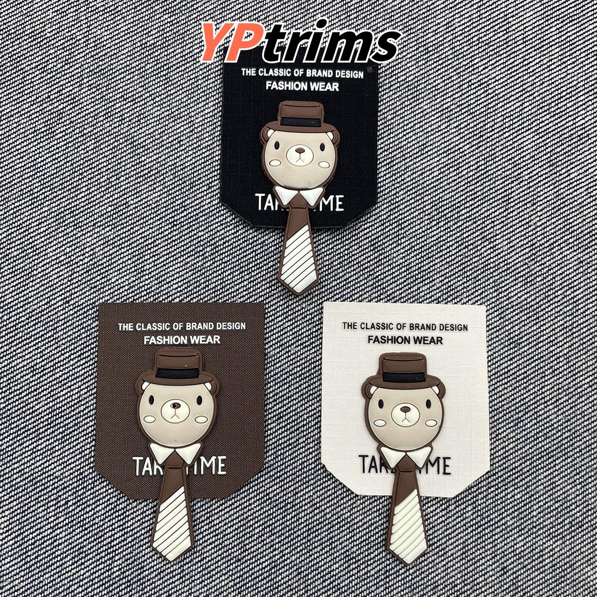 custom 3d cartoon tie-hat little bear kids' style leather label for small pockets in trendy clothing